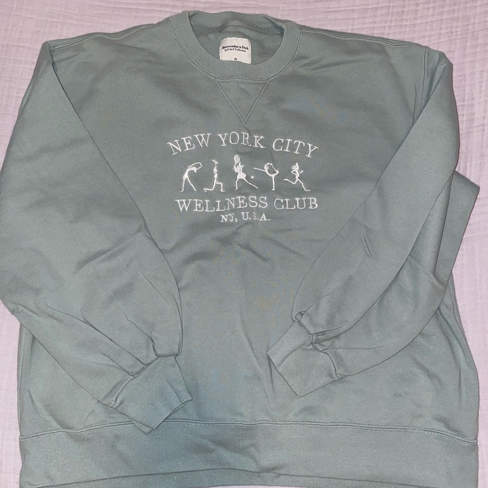 Abercrombie Crew Neck